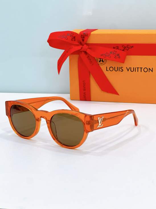 Picture of Louis Vuitton Sunglasses _SKUfw80536792fw
